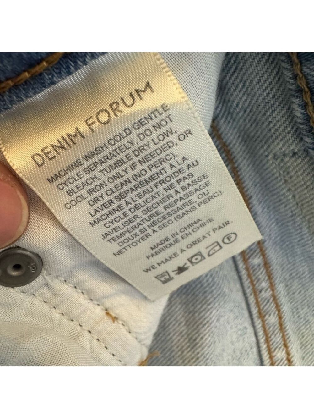 Aritzia Denim Forum The yoko high rise slim ripped jeans SZ 28 - Picture 8 of 13